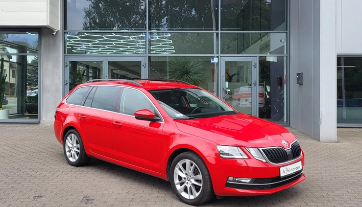 Skoda Octavia cena 69900 przebieg: 147100, rok produkcji 2019 z Kościerzyna małe 704